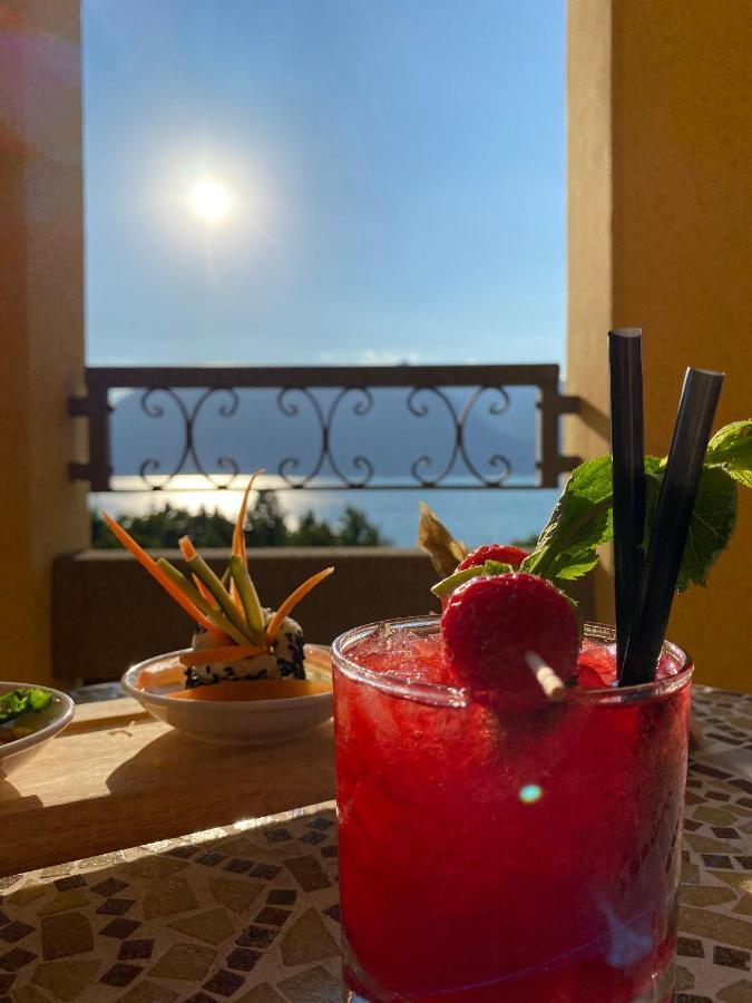 Camin Hotel Luino Buitenkant foto