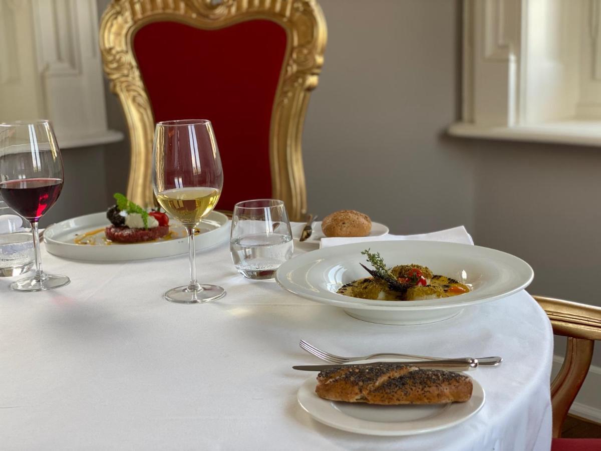 Camin Hotel Luino Buitenkant foto