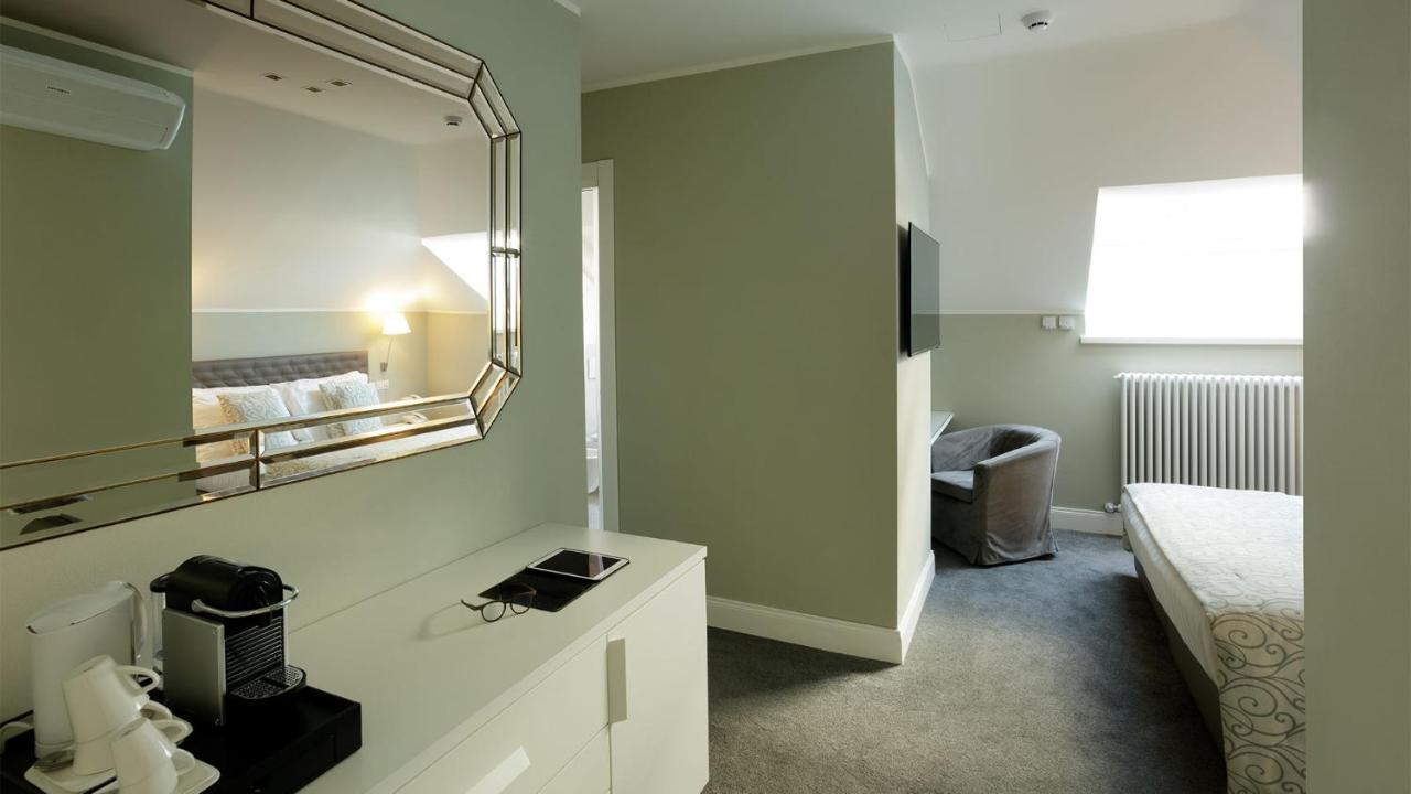 Camin Hotel Luino Buitenkant foto